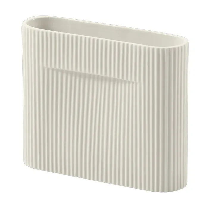 Ridge Vase 16,5cm Off white van Muuto – productfoto