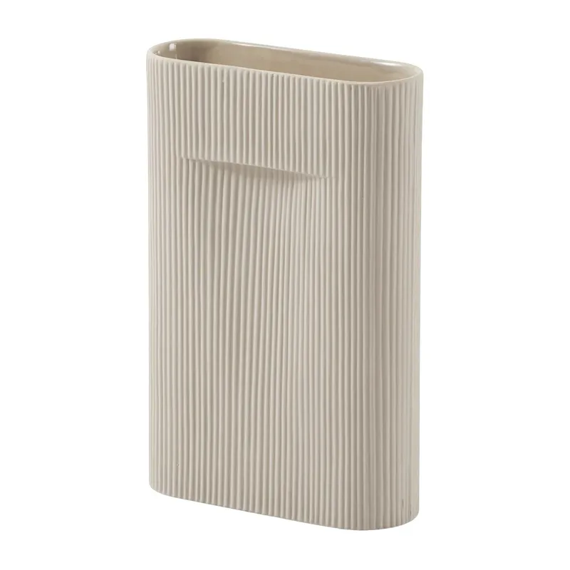 Ridge Vase 35cm Beige van Muuto – productfoto