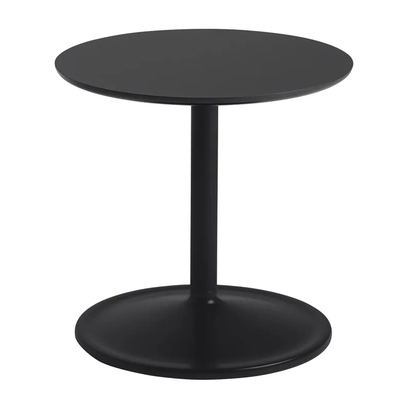 Soft Beistelltisch 40cm Schwarz by Muuto – product photo