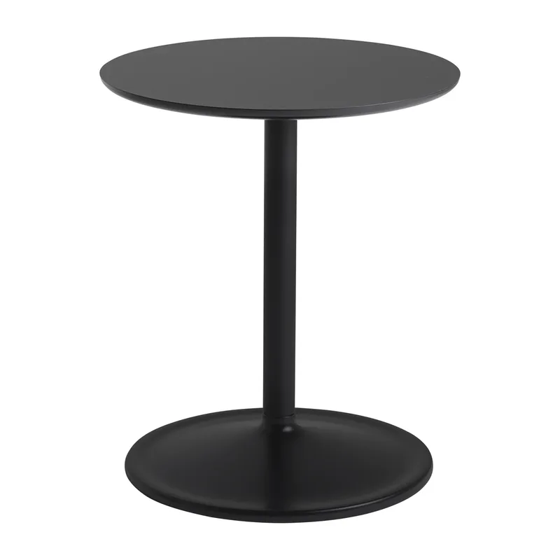 Soft Beistelltisch 48cm Schwarz by Muuto – product photo