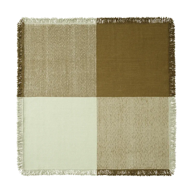 Verso Wollteppich Blassgrün-Warmbraun, 258x258 cm van Muuto – productfoto