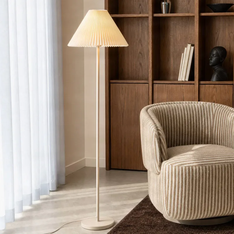 vloerlamp Percy, hoogte 155 cm, linnen by NOLA in Beige – product photo