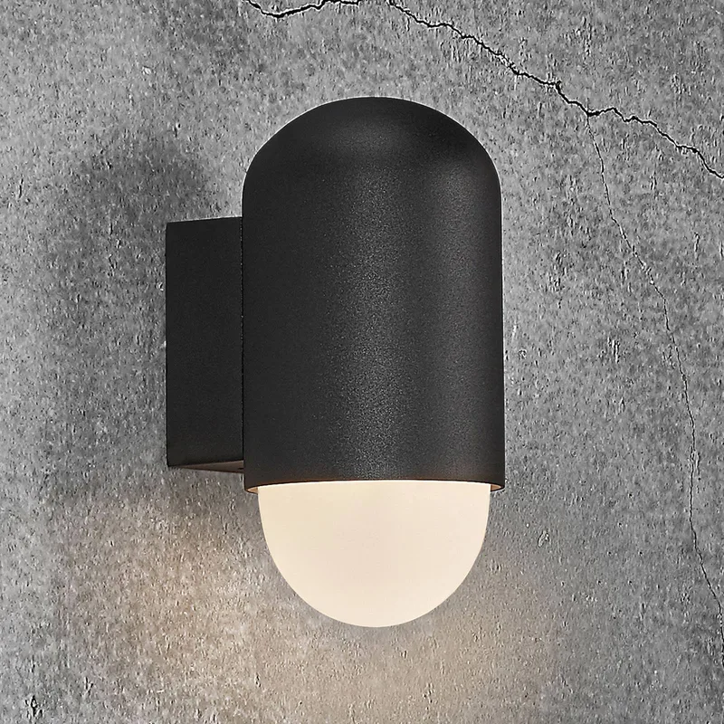 Buitenwandlamp Heka, zwart, aluminium, hoogte 21,6 cm von Nordlux in Zwart, wit – Produktfoto