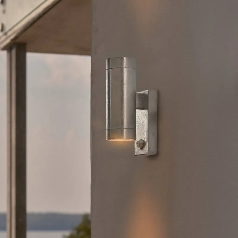 buitenwandlamp Tin Maxi, verzinkt, IP54, GU10 von Nordlux in Zink – Produktfoto