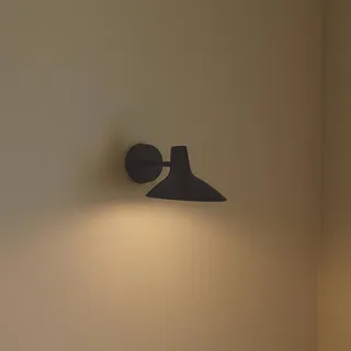 Darci korte wandlamp, projectie 33,5 cm von Nordlux in Schwarz – Produktfoto 1 von 4