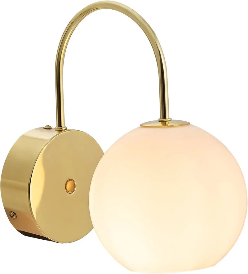 Franca-wandlamp-E14-opaal glas/messing von Nordlux in Messing – Produktfoto