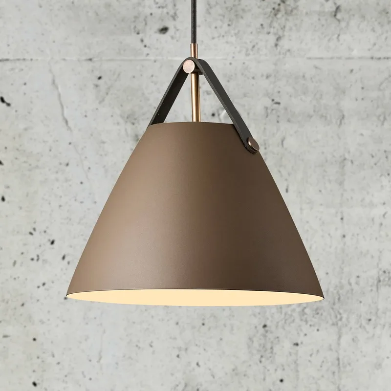 Hanglamp Strap met metalen kap beige, 27 cm de Nordlux en Beige, Lichtbruin – photo du produit 1 sur 5