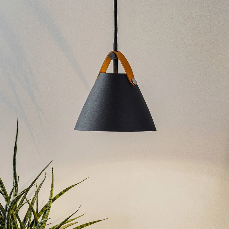 Hanglamp Strap, Ø 16,5 cm fra Nordlux i Sort – produktbillede 1 af 5
