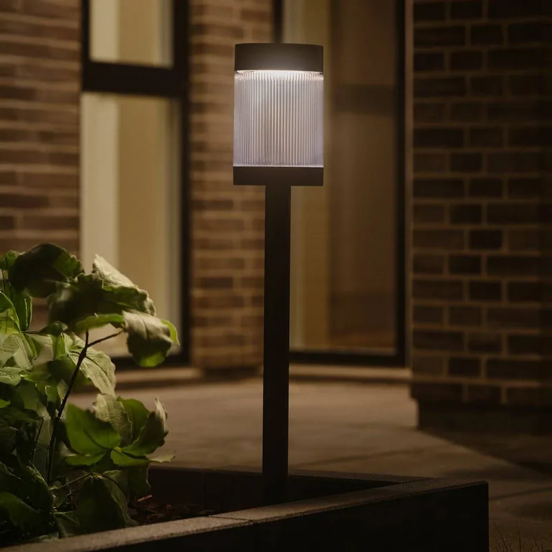 Solar tuinpadverlichting Coupar, zwart, aluminium, IP44 by Nordlux in Zwart, transparant – product photo