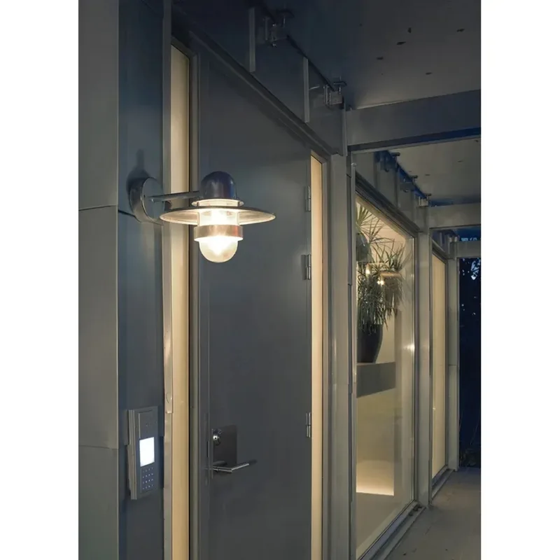 Bergen Buiten Wandlamp Verzinkt by Norlys – product photo