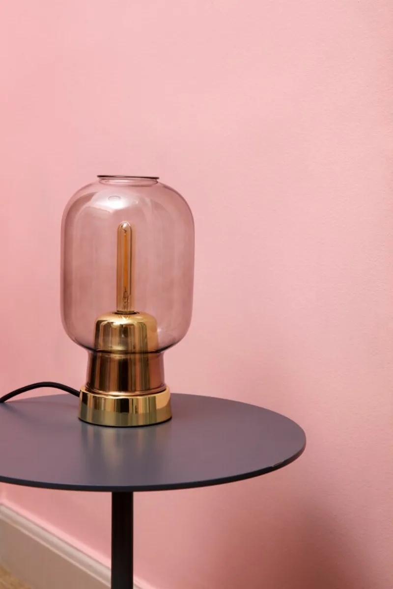 Amp Tafellamp Smoke/Geelkoper - Normann Copenhagen - Woonkamer - Glas by Normann Copenhagen – product photo