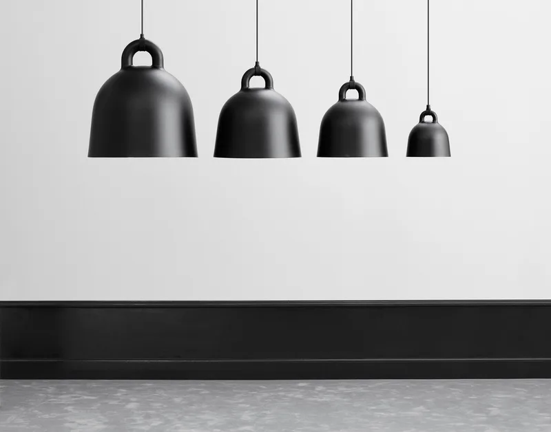 Bell Hanglamp Medium Zwart - Normann Copenhagen - Woonkamer - Aluminium van Normann Copenhagen – productfoto