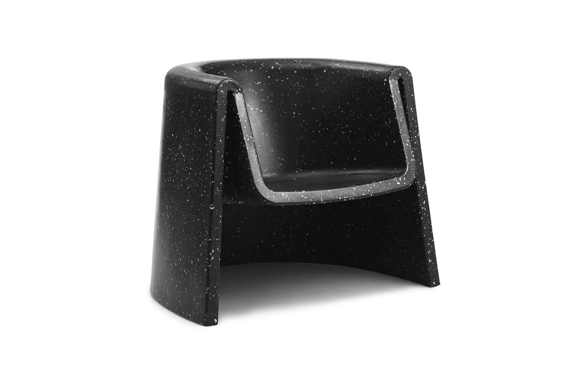 Bit loungestoel black van Normann Copenhagen – productfoto