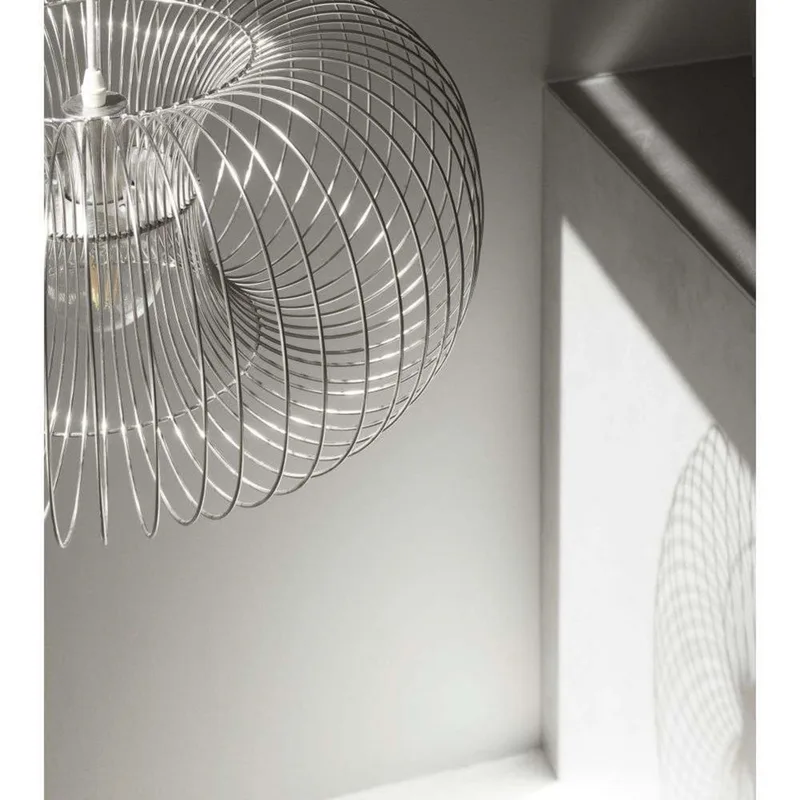 Coil Hanglamp Ø50 - Normann Copenhagen - Woonkamer - Metaal van Normann Copenhagen – productfoto