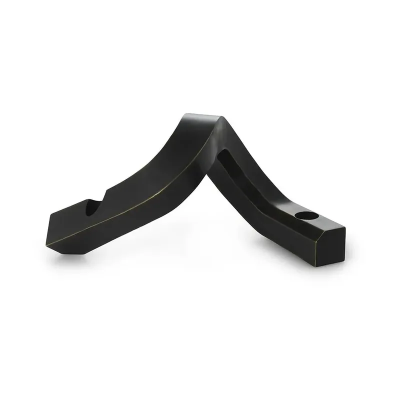 Crooked Kerzenhalter 2 Bronze by Normann Copenhagen – product photo