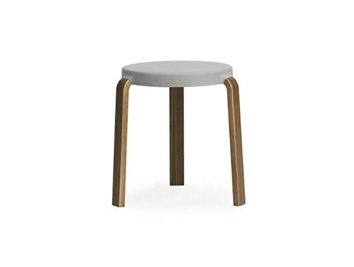 Hocker Tap aus Walnussholz in der Farbe Grau, 43x41x35 cm, 602257 von Normann Copenhagen – Produktfoto