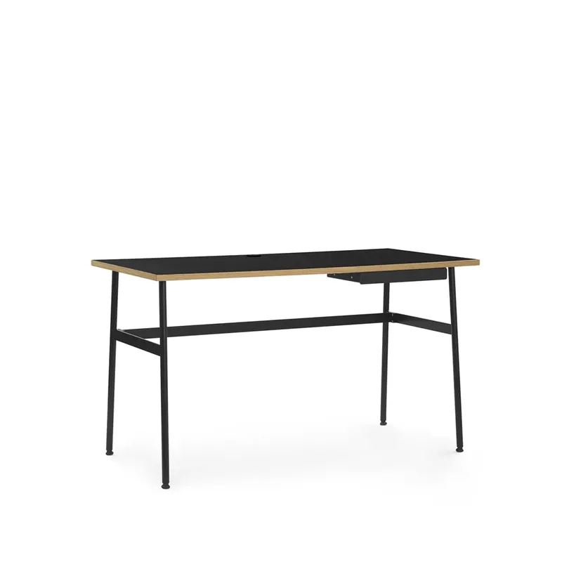 Journal Schreibtisch Schwarz laminat, Schwarze Stahlbeine und Schubladen by Normann Copenhagen – product photo