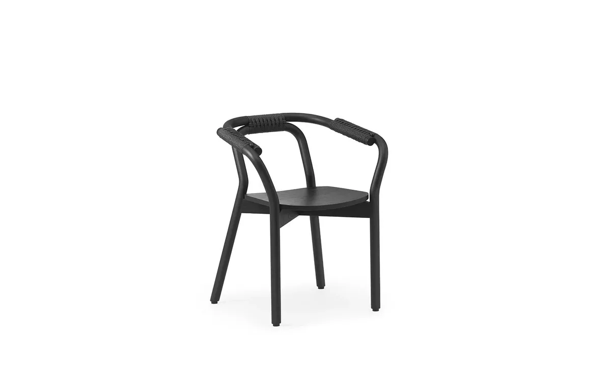 Knot stoel black/black de Normann Copenhagen – photo du produit