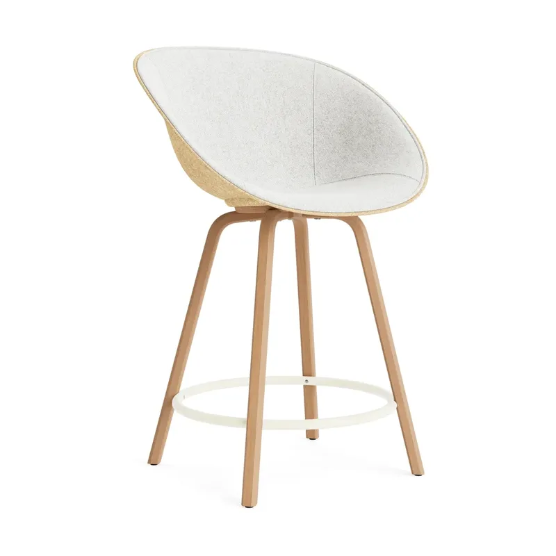 Mat Bar Armchair Armlehnstuhl mit Vorderpolsterung, 65 cm Hallingdal 110-hemp-beech-cream steel från Normann Copenhagen – produktbild