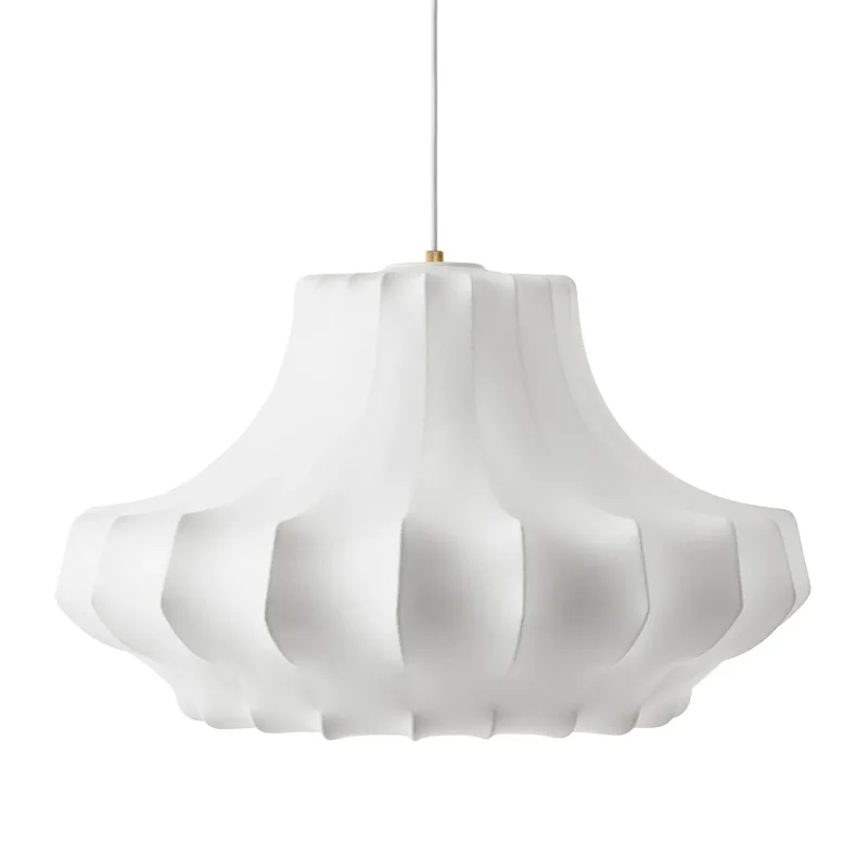 Phantom Pendelleuchte medium Weiß by Normann Copenhagen – product photo