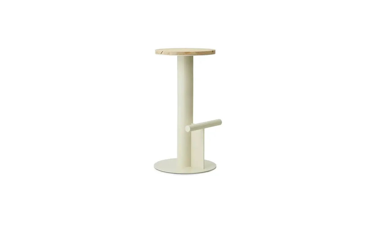 Pole barkruk 75cm pine/sand van Normann Copenhagen – productfoto