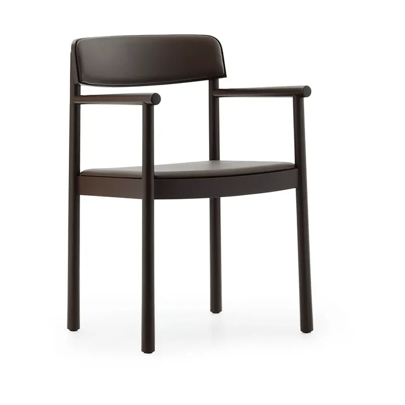Timb Armlehnenstuhl Brown ash-Ultra Leather Chocolate de Normann Copenhagen – photo du produit