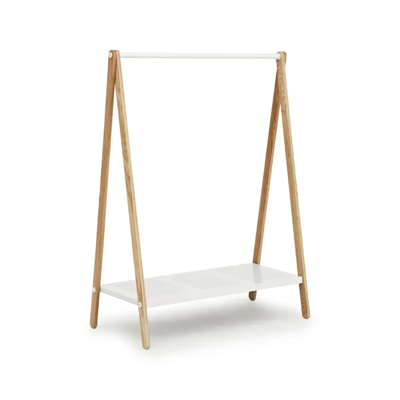 Toj Kleiderhaken White, Eschenholzgestell by Normann Copenhagen – product photo