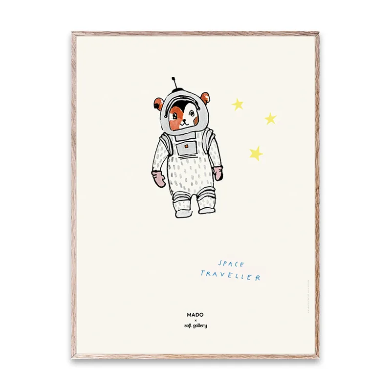 Space Traveller Poster 30 x 40cm van Paper Collective – productfoto