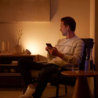 Bloom tafellamp white en Color by Philips Hue in White – product photo 4 of 5