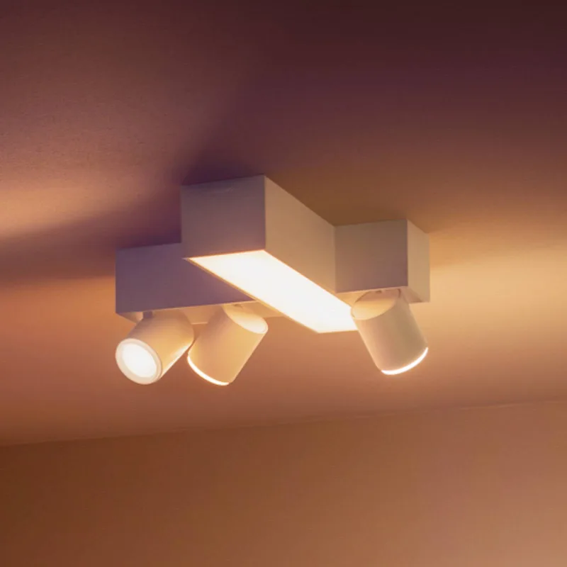 Centris Cross LED spot, 3-lamps RGB CCT von Philips Hue in Weiß – Produktfoto