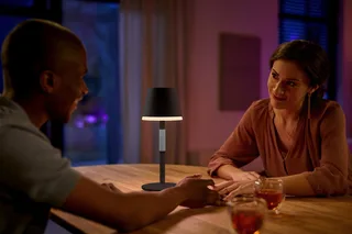 Hue Go LED tafellamp, zwart, RGBW by Philips Hue – product photo 3 of 5