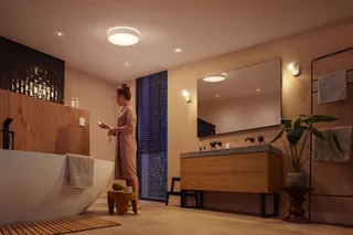 LED Deckenleuchte White Ambiance Devere, für Badezimmer Größe L, 3300lm, Abschaltautomatik, Bluetooth, CCT - über Fernbedienung, Dimmer, Dimmfunktion, Einschlafhilfe, Farbsteuerung, Farbwechsel, Fernbedienung, Infrarot inkl., Memory, nach Trennung vom Netz, Nachtlichtfunktion, Smar by Philips Hue in White – product photo 2 of 5