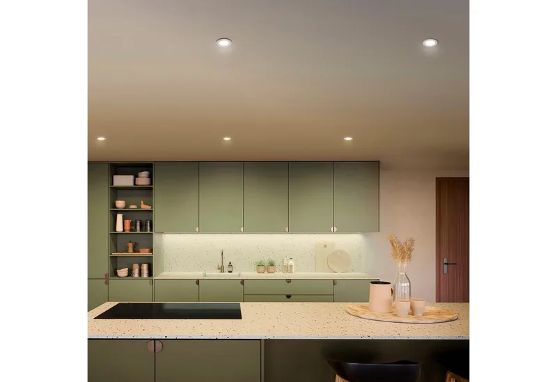 LED Deckenspot Slim Downlight Einbauleuchte, Abschaltautomatik, Bluetooth, CCT - über Fernbedienung, Dimmer, Dimmfunktion, Farbsteuerung, Farbwechsel, Leuchtdauer einstellbar, Memoryfunktion, Nachtlichtfunktion, RGB, Smart Home, Timerfunktion, Weckerfunktion, dimmbar über Fernbedienung fra Philips Hue i Hvid – produktbillede 2 af 5