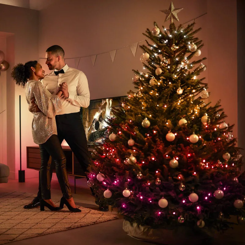 LED lichtketting, CCT RGB 20m von Philips Hue in Schwarz, Weiß – Produktfoto