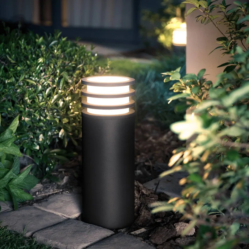 LED sokkellamp Lucca, zwart, RGBW smart, IP44 by Philips Hue in Anthracite, White – product photo 3 of 3