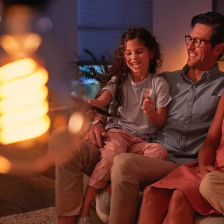White filament lamp Globe G93 E27 7,2W by Philips Hue – product photo 4 of 5