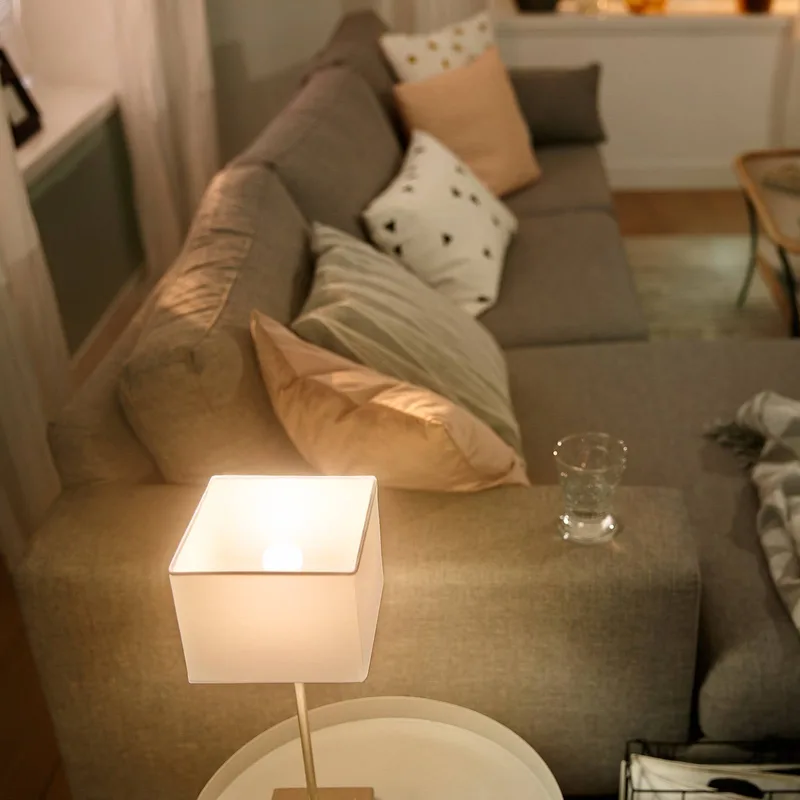 White LED druppellamp E14 5,7W 2.700K de Philips Hue en Blanc – photo du produit 5 sur 5