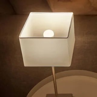 White LED druppellamp E14 5,7W 2.700K de Philips Hue en Blanc – photo du produit 3 sur 5
