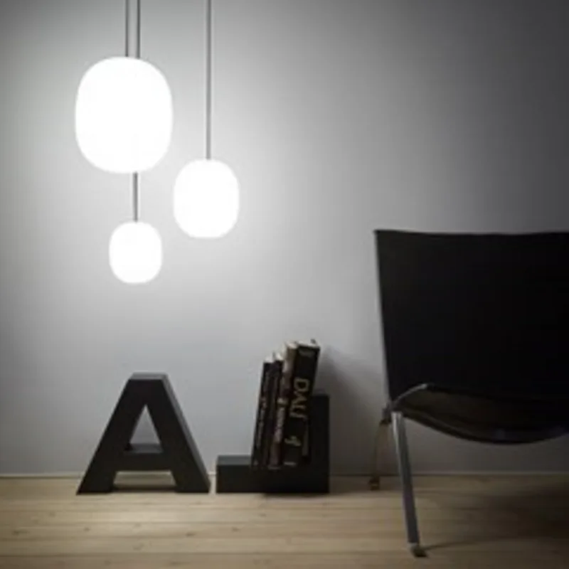 Superegg 300 Pendelleuchte Opal/Weiß Kabel von Piet Hein – Produktfoto