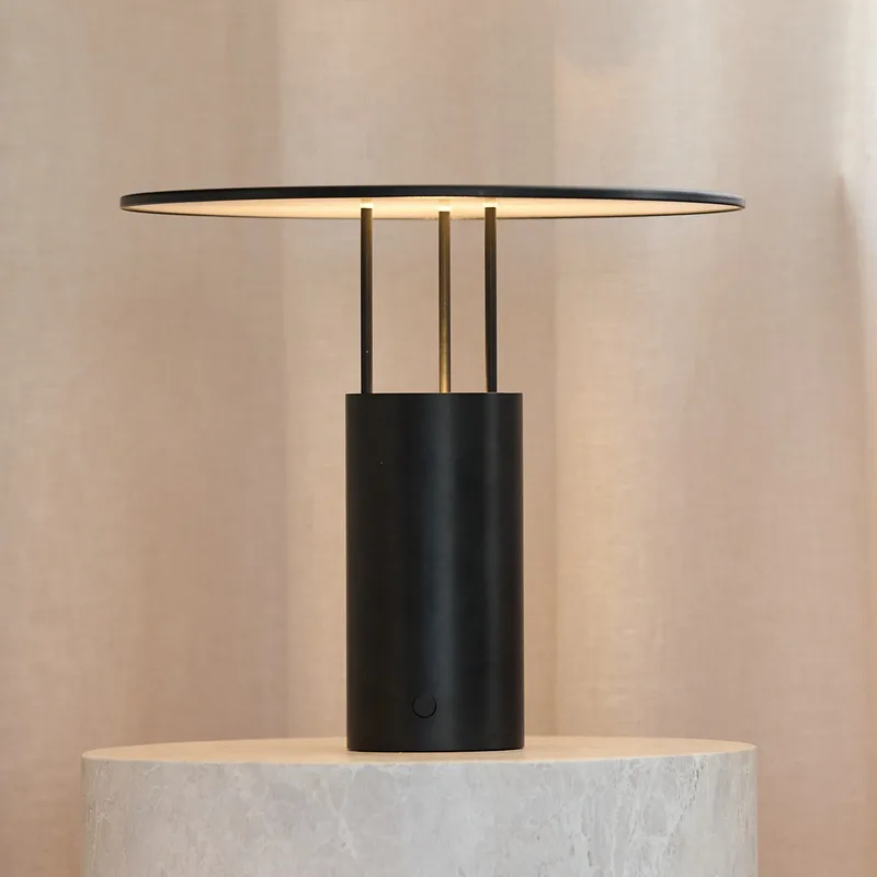 Tempel280 LED tafellamp, zwart, hoogte 24,5 cm by Piet Hein – product photo