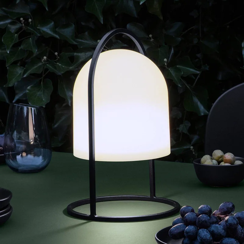 Eva Solo LED lamp op zonne-energie SunLight, 30 cm, IP65, dimbaar by PLEASE WAIT to be SEATED in Black, White – product photo