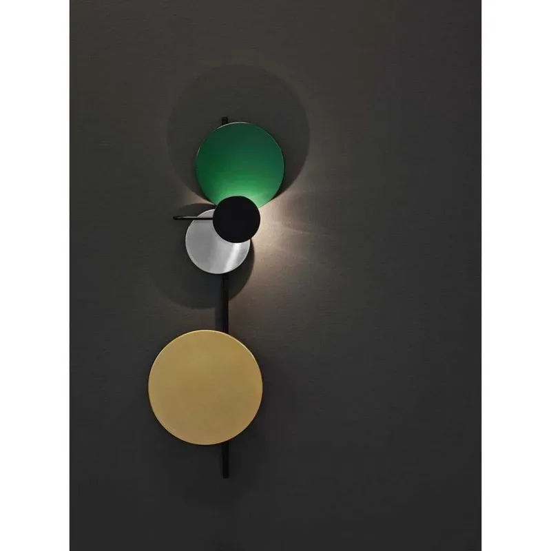 Planet wandlamp Cedar Green fra PLEASE WAIT to be SEATED – produktbillede