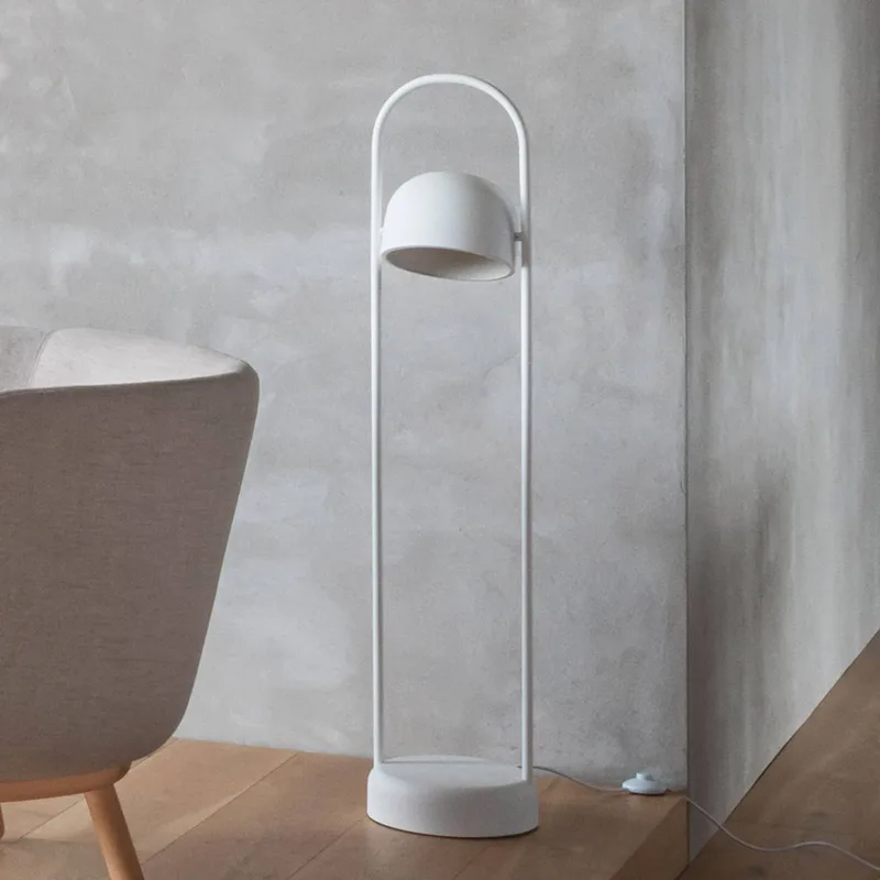 vloerlamp QUAY fra PLEASE WAIT to be SEATED i Hvid – produktbillede