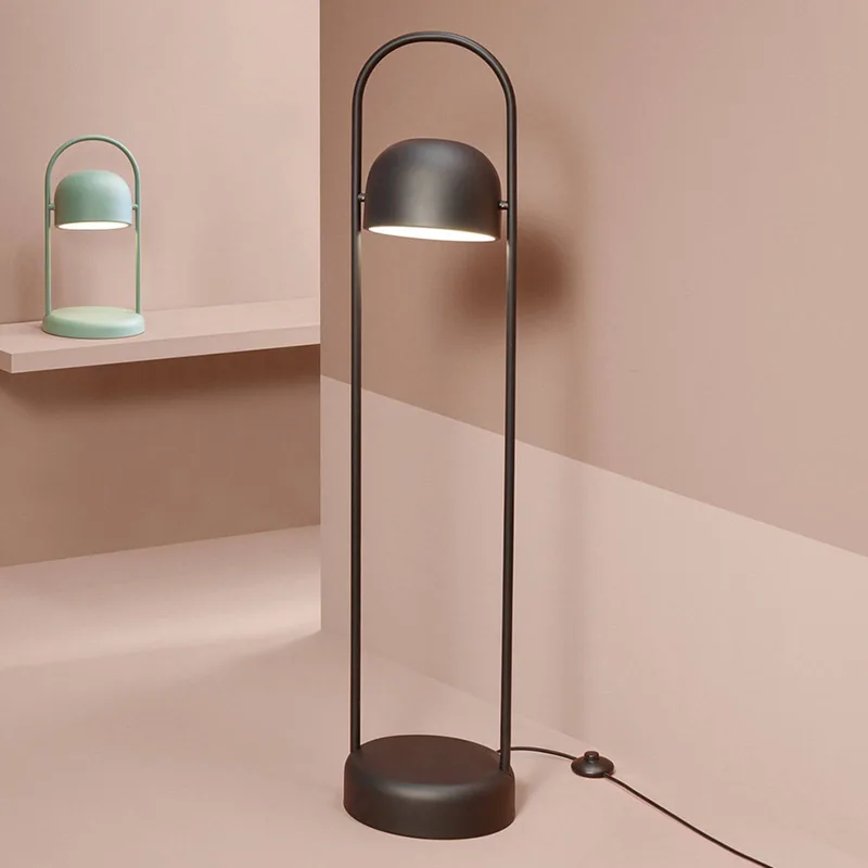 vloerlamp QUAY by PLEASE WAIT to be SEATED in Black – product photo 1 of 4