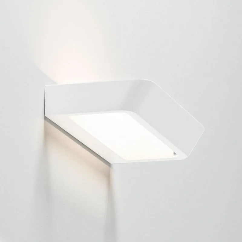 Belvedere W1 Wandlamp Satijn Wit 2700K van Rotaliana – productfoto