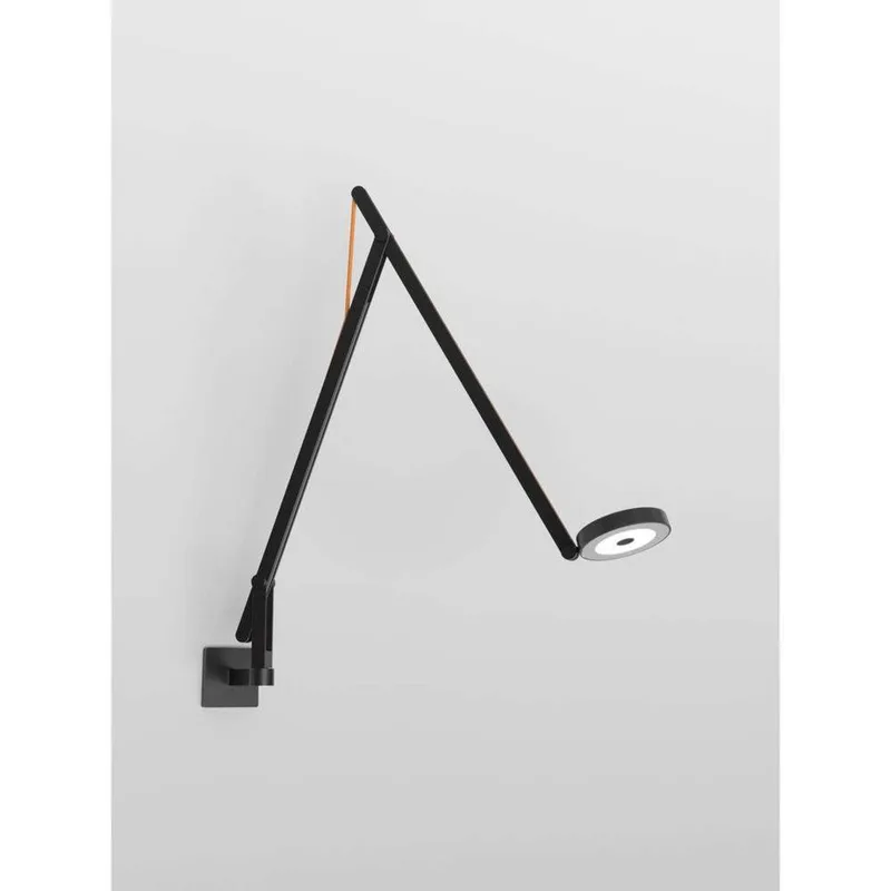 String W1 Wandlamp DTW Matt Black/Orange van Rotaliana – productfoto