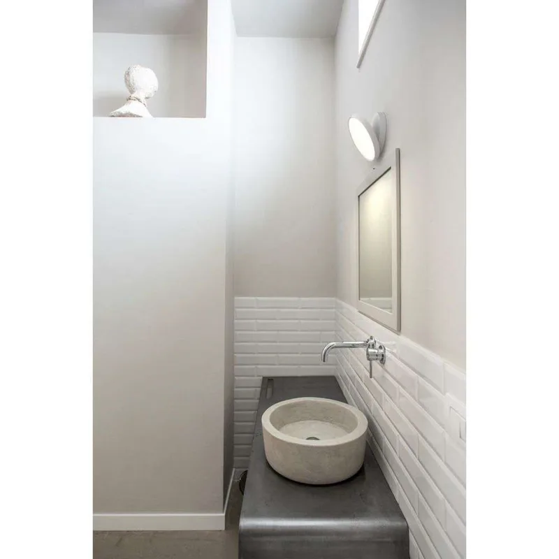 Venere W1 Wandlamp 2700K Push Dim. Matt White från Rotaliana – produktbild
