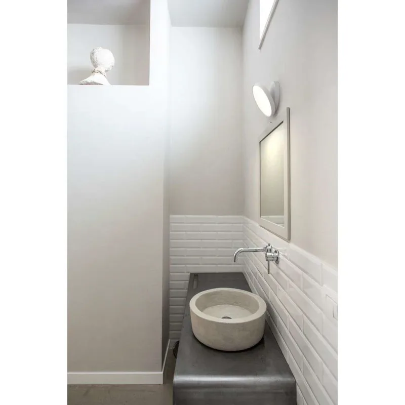 Venere W1 Wandlamp 3000K Push Dim. Matt White från Rotaliana – produktbild