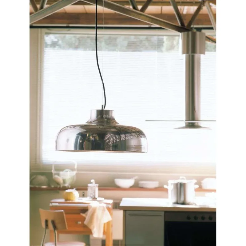 M68 hanglamp van aluminium - Santa & Cole - Woonkamer de Santa & Cole – photo du produit