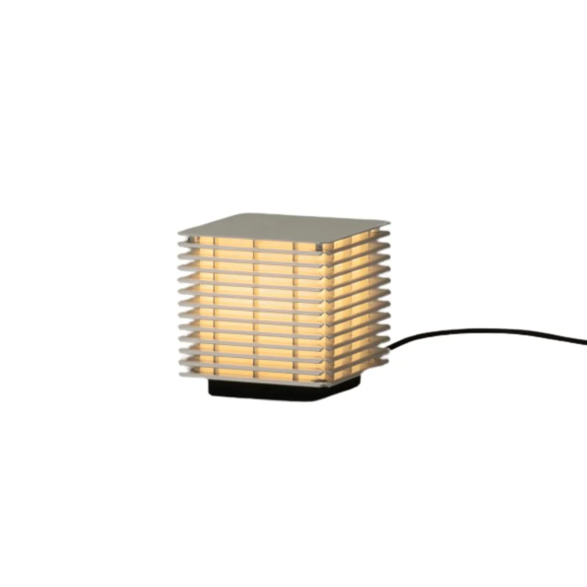 Shiro 17 Interior Tafellamp by Santa & Cole – product photo